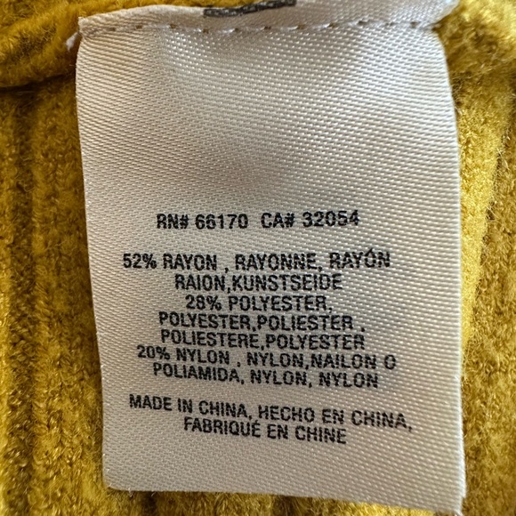 Moth by Anthropologie mustard yellow women’s cowl neck sz XL sweater 23” P2P - Picture 6 of 6